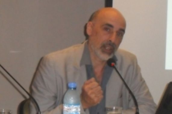 Profesor visitante Julio Bertolotti